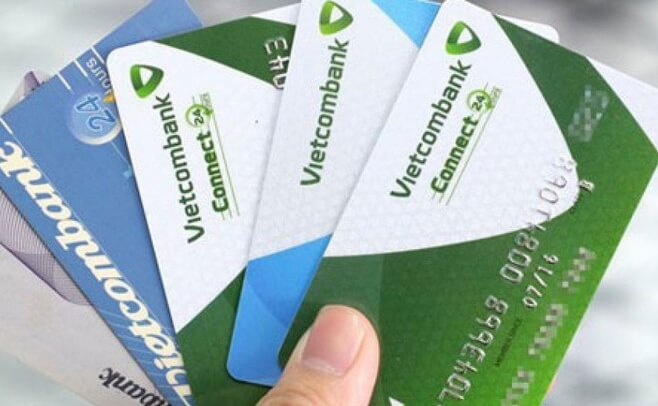 cách rút tiền ATM Vietcombank